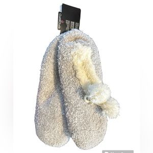 Cuddl Duds Slipper Socks Size 4-10 NWT